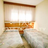 Апартаменты на первой линии моря/озера в Испании, Каталония, Багур, 75 кв.м.