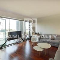 Квартира на первой линии моря/озера в Испании, Каталония, 139 кв.м.