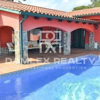 Вилла в Испании, Каталония, Жирона, 399 кв.м.