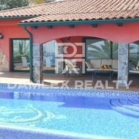 Вилла в Испании, Каталония, Жирона, 399 кв.м.