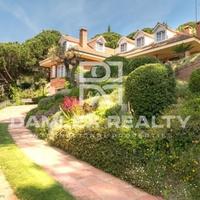 Вилла в Испании, Каталония, Багур, 225 кв.м.