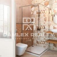 Flat in the city center in Spain, Catalunya, Barcelona, 74 sq.m.