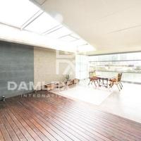 Flat at the first line of the sea / lake in Spain, Catalunya, Barcelona, 202 sq.m.