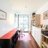 Flat at the first line of the sea / lake in Spain, Catalunya, Barcelona, 202 sq.m.