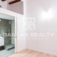 Flat in the city center in Spain, Catalunya, 72 sq.m.