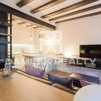 Flat in the city center in Spain, Catalunya, Barcelona, 71 sq.m.