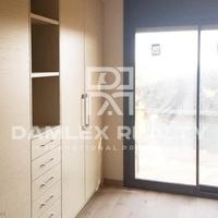 Townhouse at the first line of the sea / lake in Spain, Catalunya, Girona, 201 sq.m.