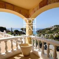 Вилла в Испании, Каталония, Жирона, 330 кв.м.