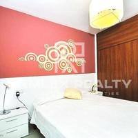 Flat at the first line of the sea / lake in Spain, Catalunya, Girona, 98 sq.m.