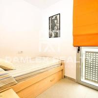 Flat at the first line of the sea / lake in Spain, Catalunya, Girona, 98 sq.m.