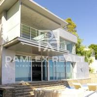 Villa in Spain, Catalunya, Girona, 550 sq.m.