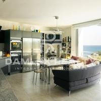 Villa in Spain, Catalunya, Girona, 550 sq.m.