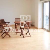 Квартира на первой линии моря/озера в Испании, Каталония, 138 кв.м.