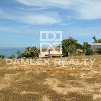 Земельный участок на второй линии моря/озера в Испании, Каталония, Жирона