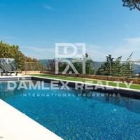 Вилла в Испании, Каталония, Жирона, 550 кв.м.