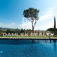 Вилла в Испании, Каталония, Жирона, 550 кв.м.