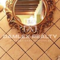 Апартаменты в центре города в Испании, Каталония, 196 кв.м.