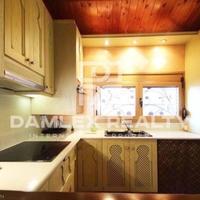 Апартаменты в центре города в Испании, Каталония, 196 кв.м.