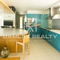 Вилла в пригороде в Испании, Каталония, Жирона, 690 кв.м.