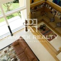 Вилла в пригороде в Испании, Каталония, Жирона, 690 кв.м.