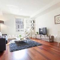 Апартаменты в центре города в Испании, Каталония, 75 кв.м.