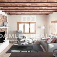 Apartment in the city center in Spain, Catalunya, Barcelona, 105 sq.m.