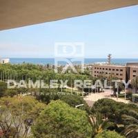 Flat at the first line of the sea / lake in Spain, Catalunya, 146 sq.m.