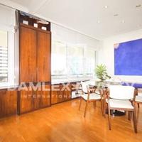 Flat at the first line of the sea / lake in Spain, Catalunya, 146 sq.m.