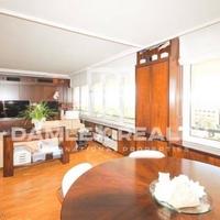 Flat at the first line of the sea / lake in Spain, Catalunya, 146 sq.m.