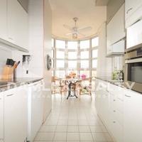 Flat at the first line of the sea / lake in Spain, Catalunya, 146 sq.m.