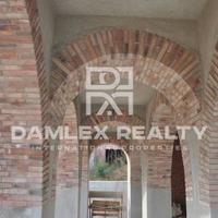 Вилла в Испании, Каталония, Жирона, 592 кв.м.