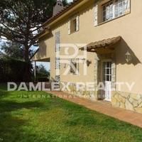 Вилла в Испании, Каталония, Багур, 312 кв.м.