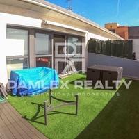 Apartment at the first line of the sea / lake in Spain, Catalunya, Begur, 140 sq.m.