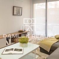 Flat in the city center in Spain, Catalunya, Barcelona, 85 sq.m.