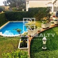 Дом в Испании, Каталония, Багур, 400 кв.м.