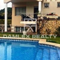 Дом в Испании, Каталония, Багур, 400 кв.м.