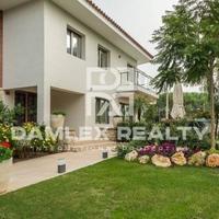 Вилла в Испании, Каталония, Багур, 490 кв.м.