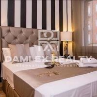 Flat in the city center in Spain, Catalunya, 100 sq.m.