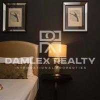 Flat in the city center in Spain, Catalunya, 100 sq.m.