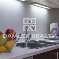 Flat in the city center in Spain, Catalunya, 100 sq.m.