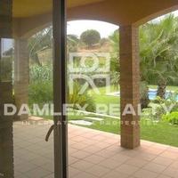 Вилла в Испании, Каталония, Багур, 400 кв.м.