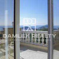 House in Spain, Catalunya, Girona, 290 sq.m.