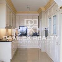 House in Spain, Catalunya, Girona, 290 sq.m.