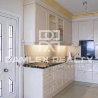 House in Spain, Catalunya, Girona, 290 sq.m.