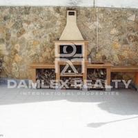 Вилла на первой линии моря/озера в Испании, Каталония, Жирона, 320 кв.м.