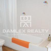 Вилла на первой линии моря/озера в Испании, Каталония, Жирона, 320 кв.м.