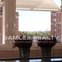 Flat at the first line of the sea / lake in Spain, Catalunya, Barcelona, 100 sq.m.