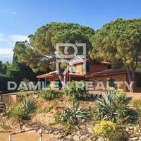 Вилла в Испании, Каталония, Жирона, 268 кв.м.