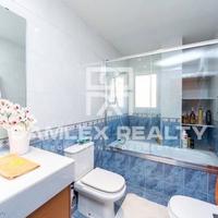 Таунхаус в Испании, Каталония, Жирона, 325 кв.м.