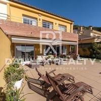 Таунхаус в Испании, Каталония, Жирона, 325 кв.м.